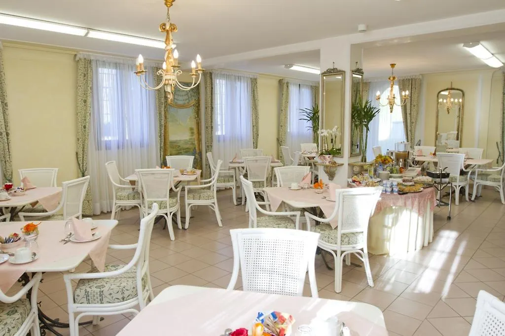 Villa Scalabrini Crespano del Grappa 3*,  Italy